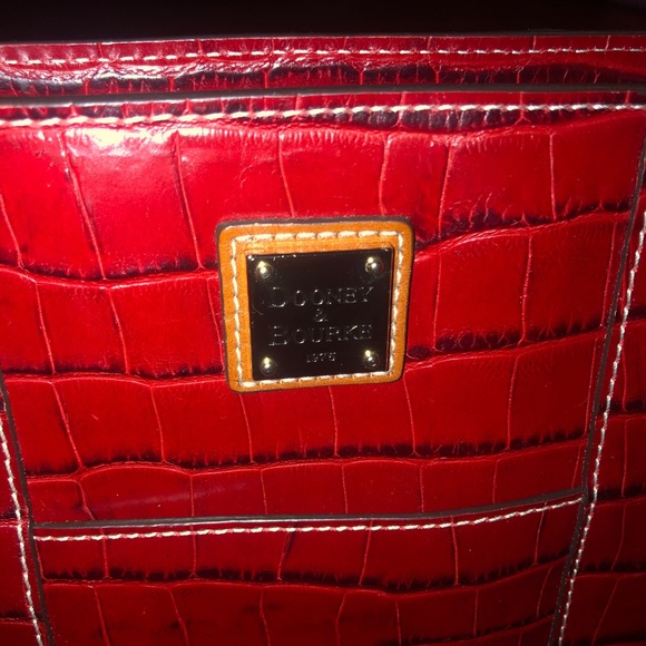 Purse - Picture 2 of 3